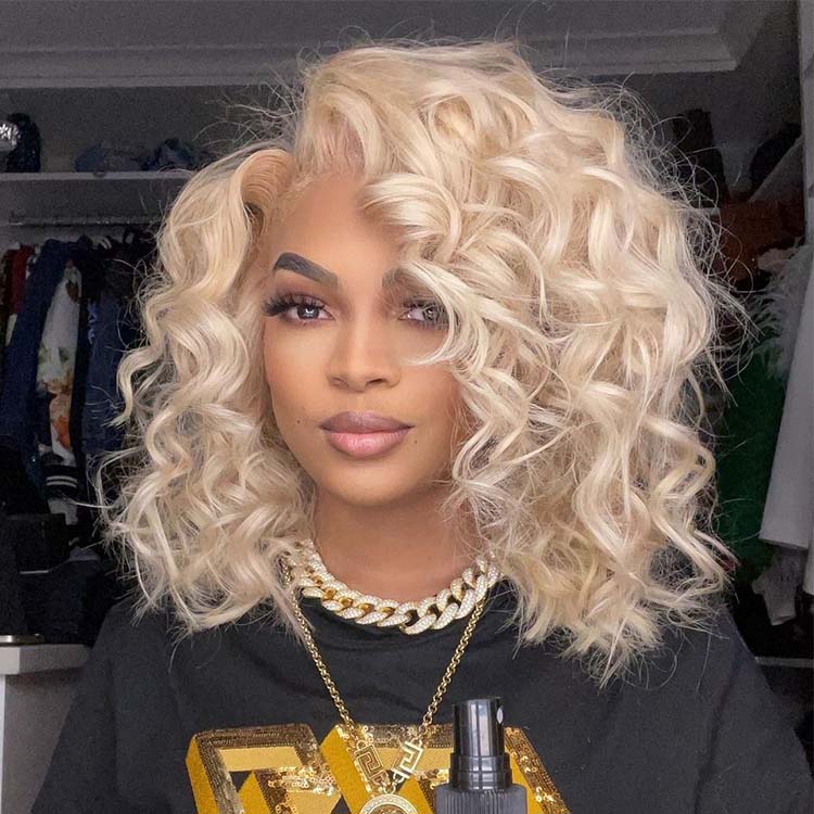 Wavy Blonde Bob Wigs